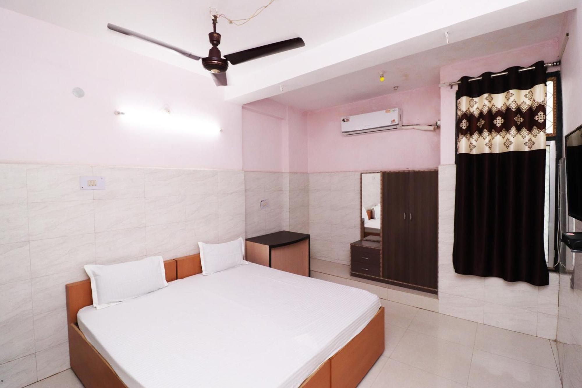 Hotel Kshama Jabalpur Luaran gambar